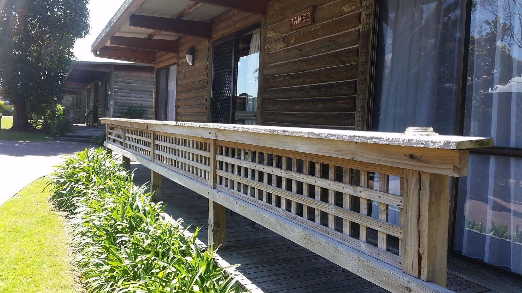Lazy Acre Log Cabins Lakes Entrance Zewnętrze zdjęcie