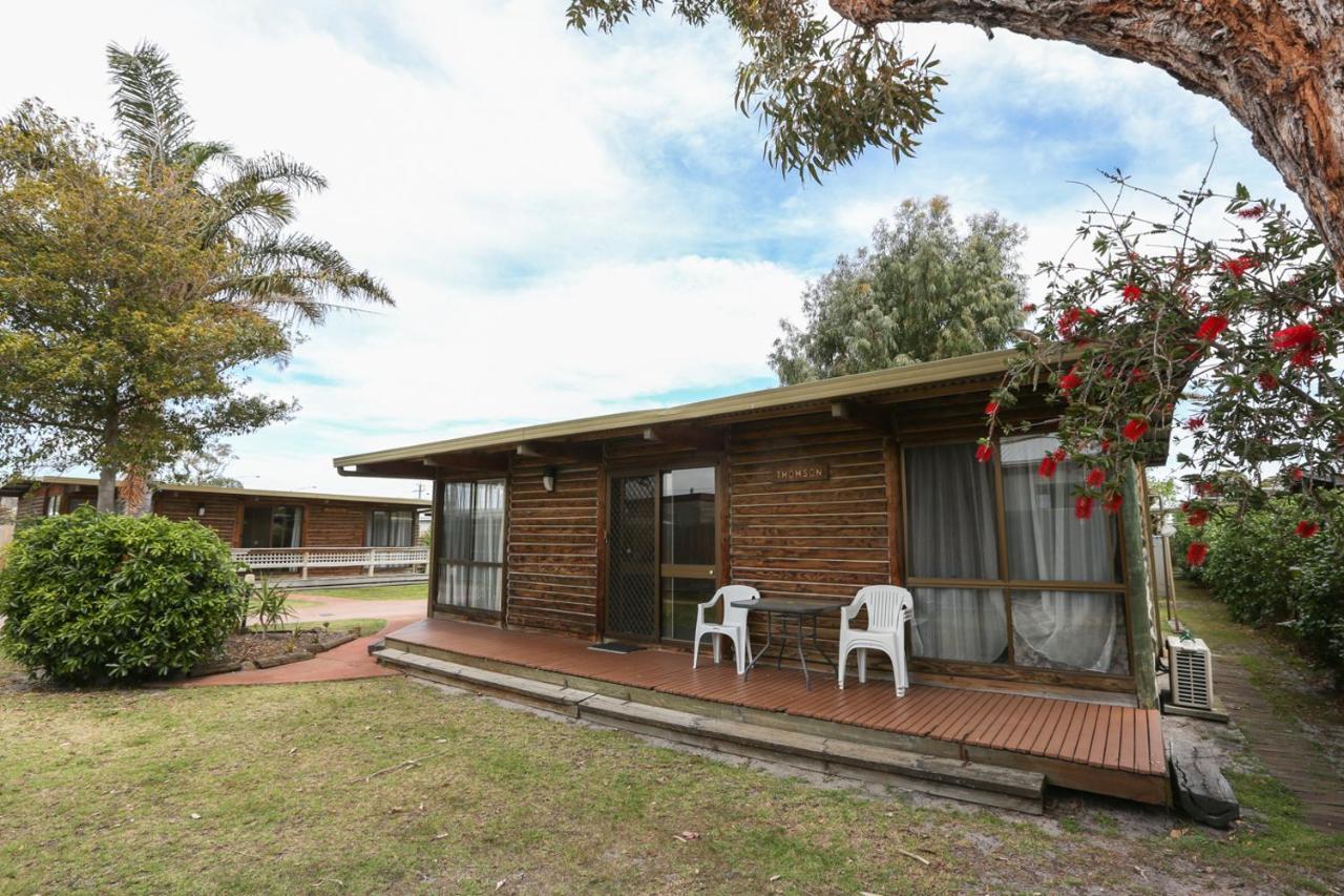 Lazy Acre Log Cabins Lakes Entrance Zewnętrze zdjęcie