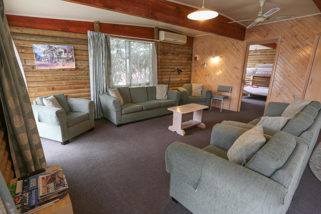 Lazy Acre Log Cabins Lakes Entrance Zewnętrze zdjęcie