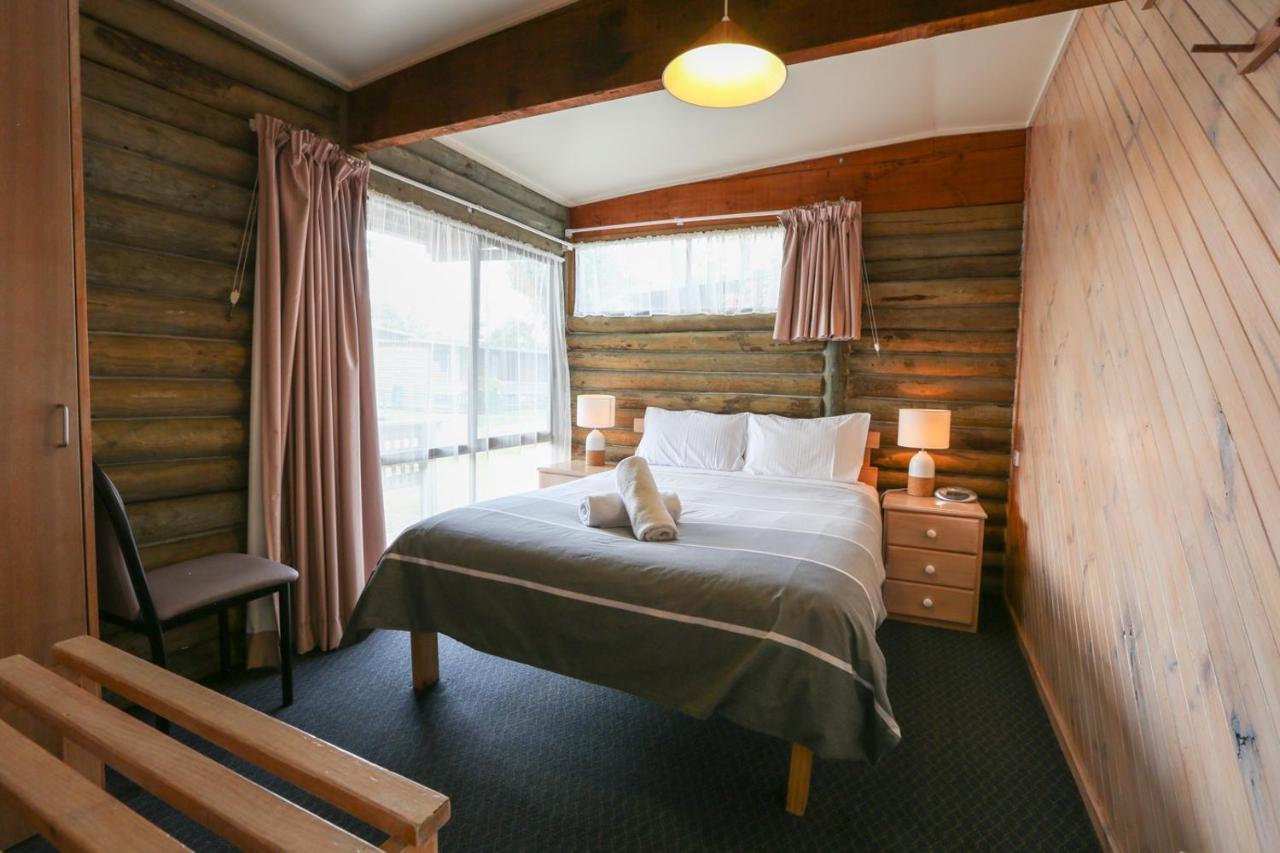 Lazy Acre Log Cabins Lakes Entrance Zewnętrze zdjęcie
