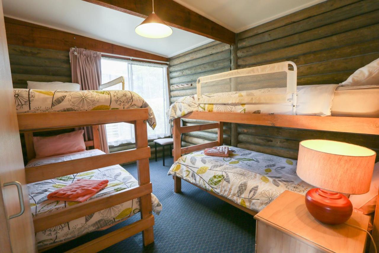 Lazy Acre Log Cabins Lakes Entrance Zewnętrze zdjęcie