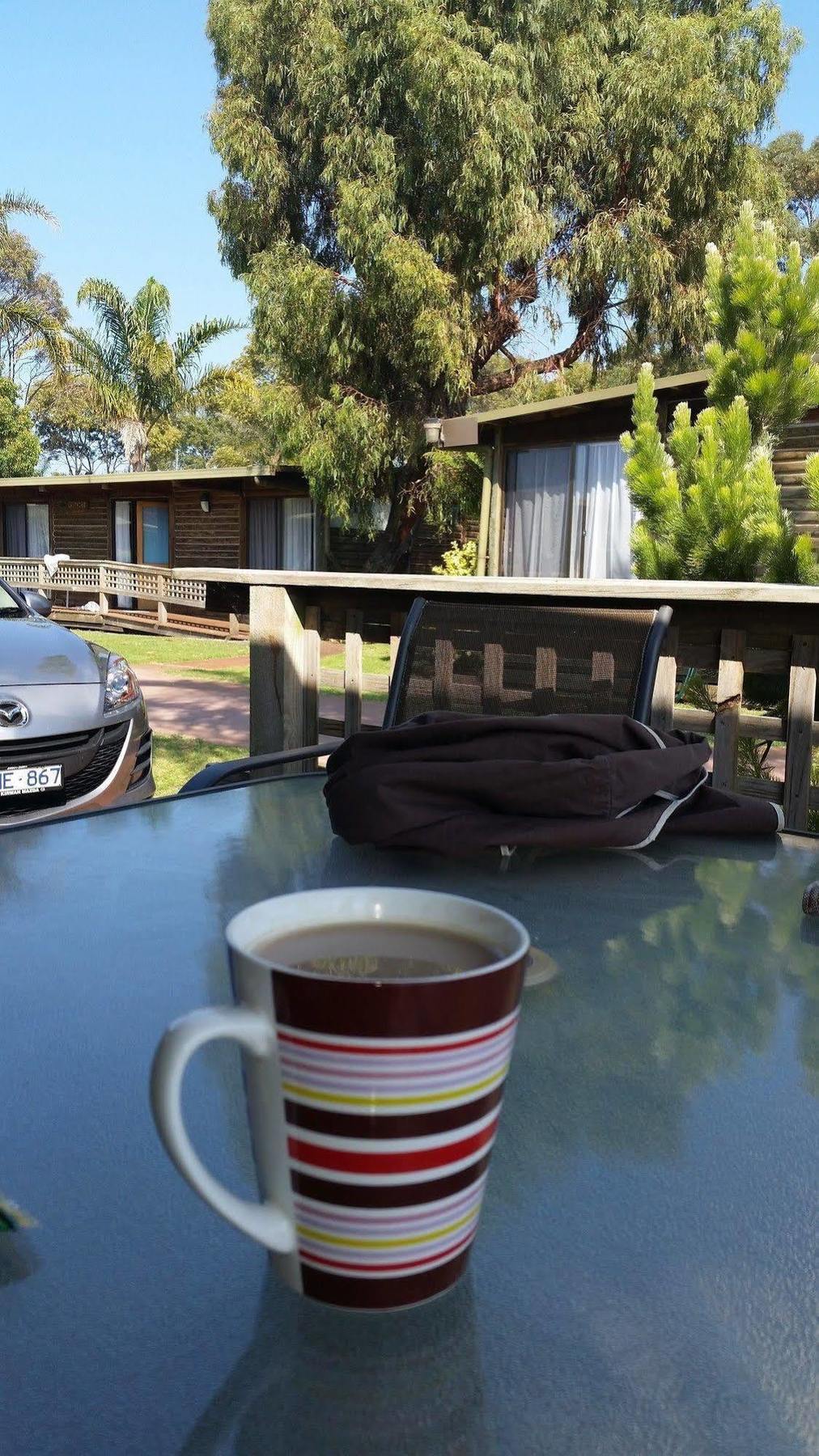 Lazy Acre Log Cabins Lakes Entrance Zewnętrze zdjęcie